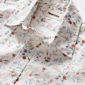 material shot of the collar on The Short Sleeve California in Vintage Botanical, Wovens by Taylor Stitch