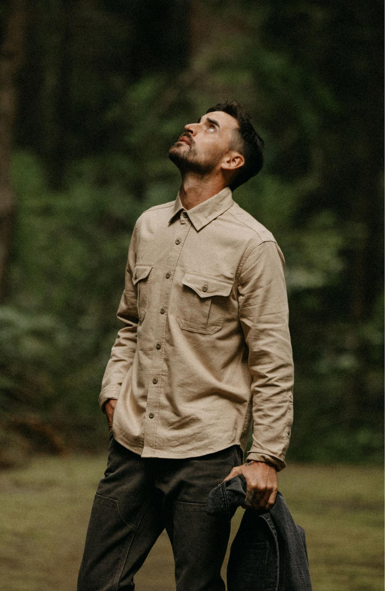 fit model wearing The Saddler Shirt in Light Khaki Twill