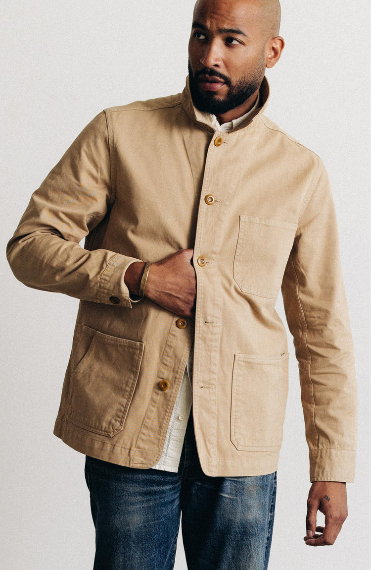 fit model posing wearing The Ojai Jacket in Organic Light Khaki Foundation Twill