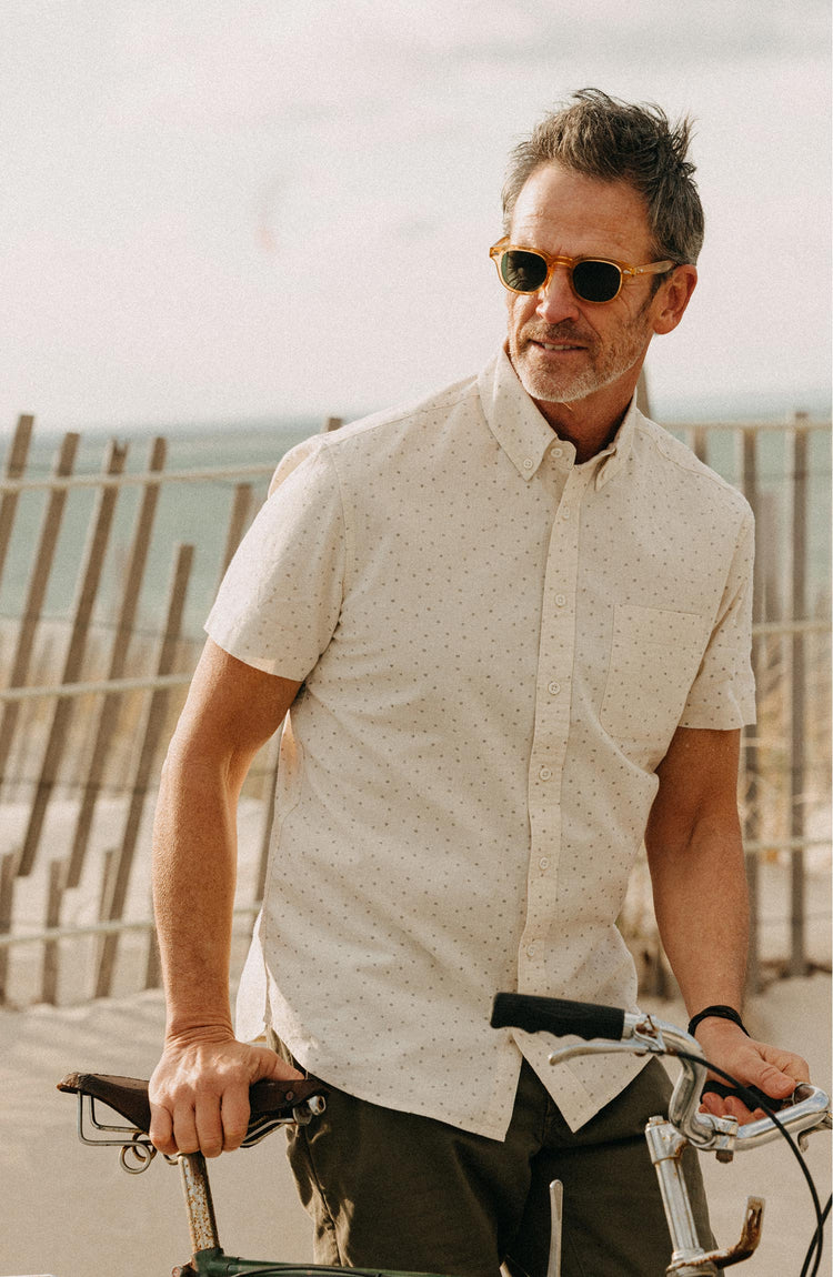 Model wearing The Short Sleeve Jack in Heather Oat Dot”