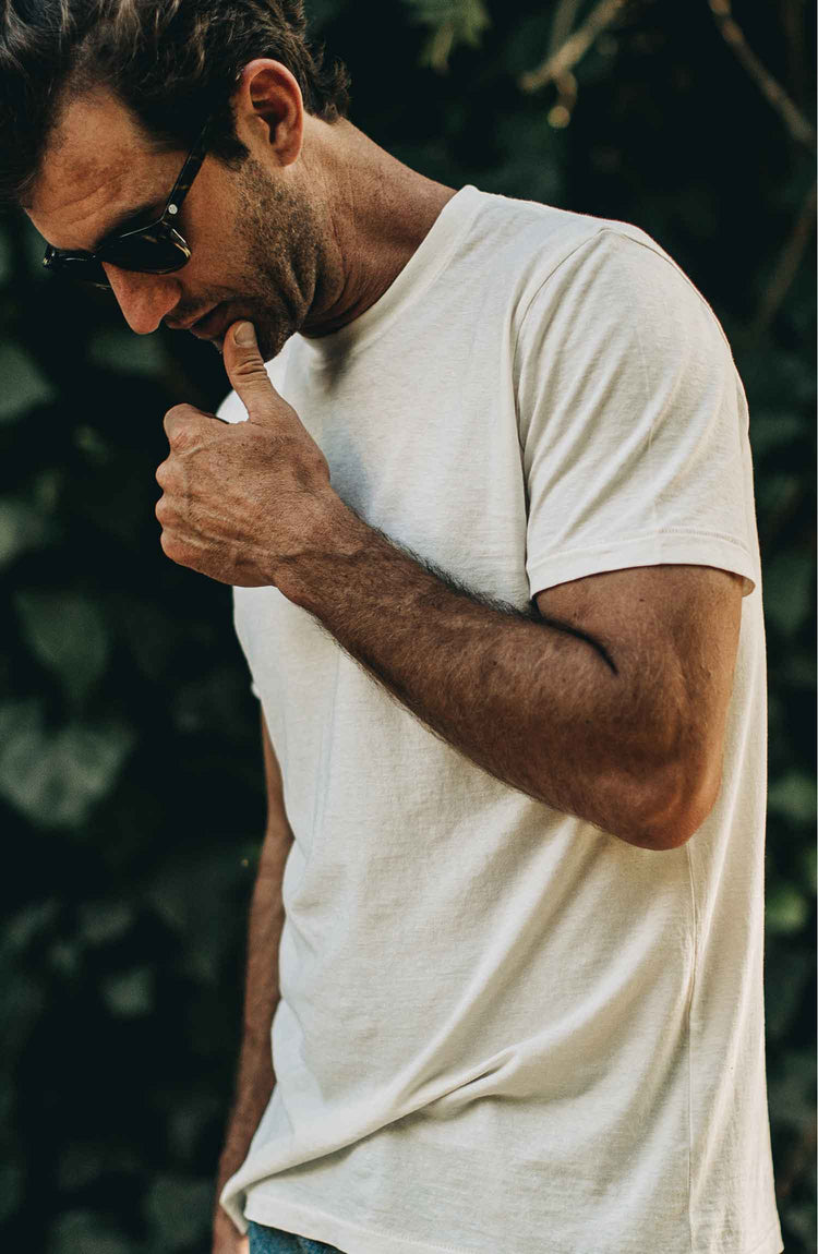 our Cotton Hemp tee in navy–shot of collar and sleeve