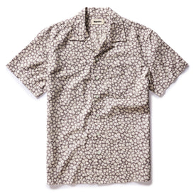 flatlay of The Short Sleeve Hawthorne in Fig Floral, Wovens by Taylor Stitch