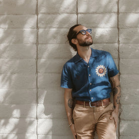 fit model looking up at the sky in The Embroidered Hawthorne in Sea Glass Hemp, Wovens by Taylor Stitch