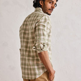 fit model showing the back of The Jack in Palm Plaid Linen, Wovens by Taylor Stitch