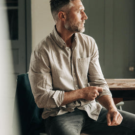 fit model sitting posing in The Jack in Merlot Slub Cotton Linen, Wovens by Taylor Stitch