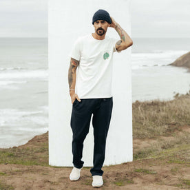 fit model wearing The Heavy Bag Tee in Sea Lettuce, Knits by Taylor Stitch