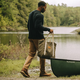 fit model carrying The Market Tote in Stone Boss Duck, Accessories by Taylor Stitch